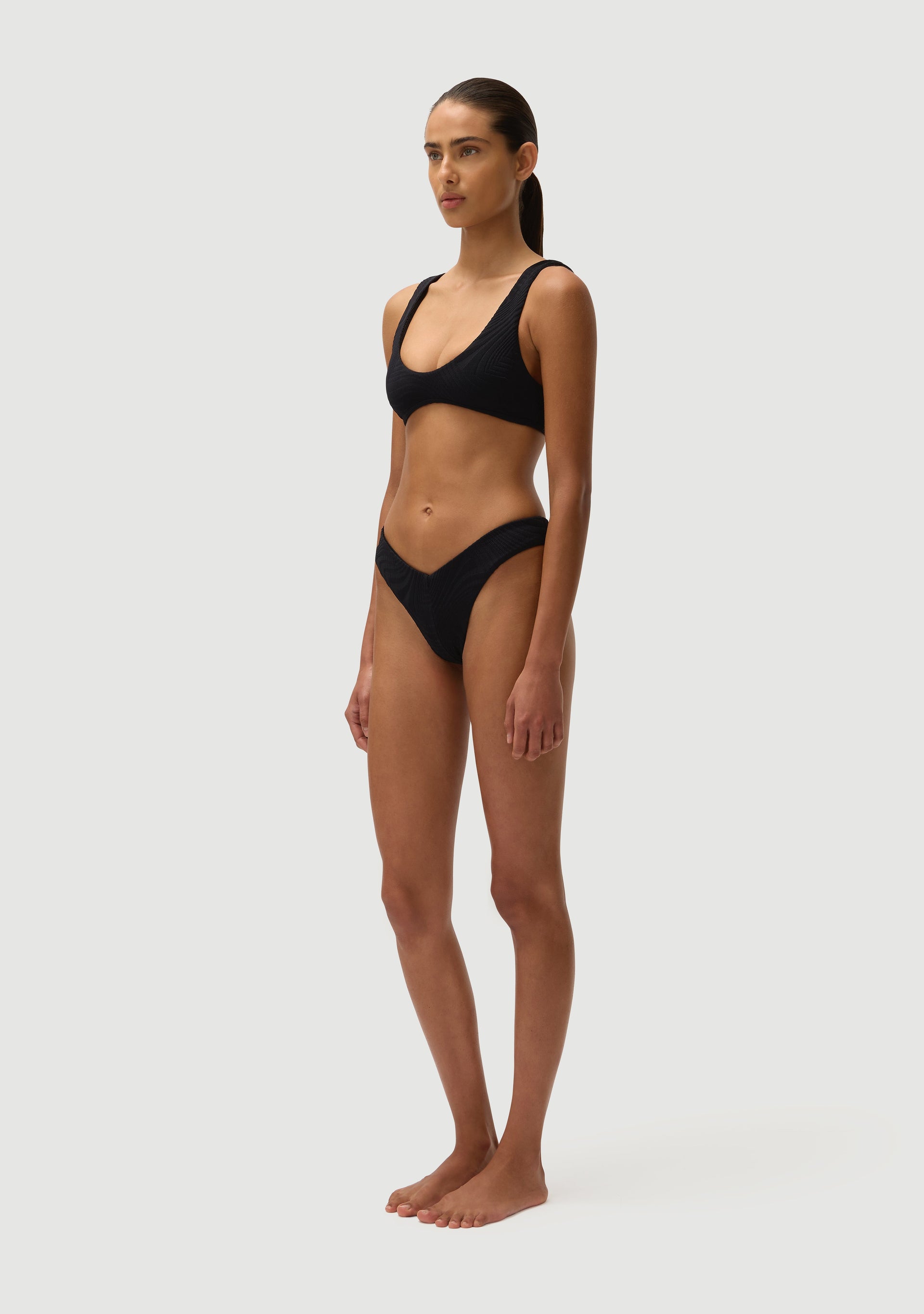 Alfie Top | Noir