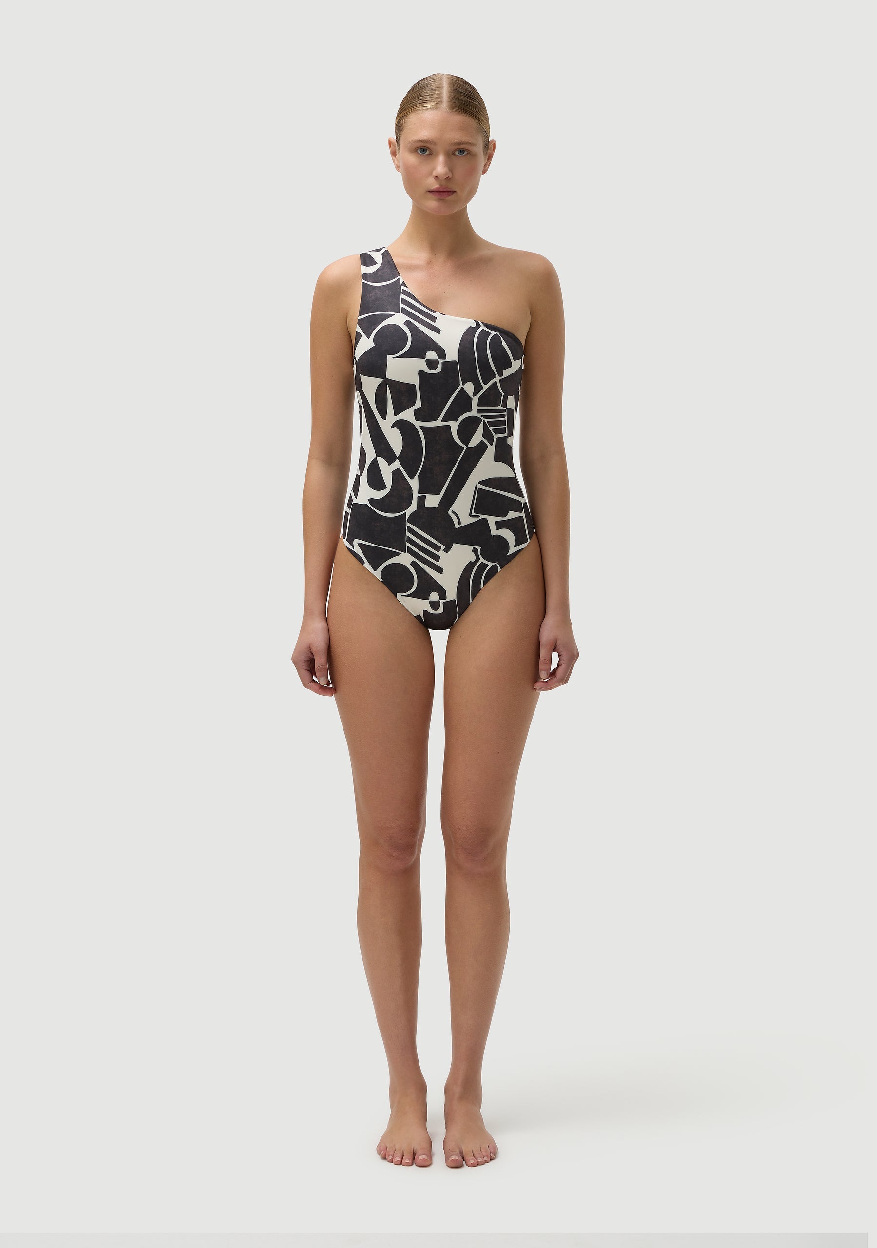 Alf Full Piece | Nuts and Bolts