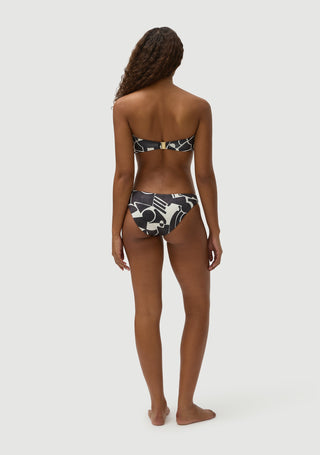 Digby Bottom | Nuts and Bolts