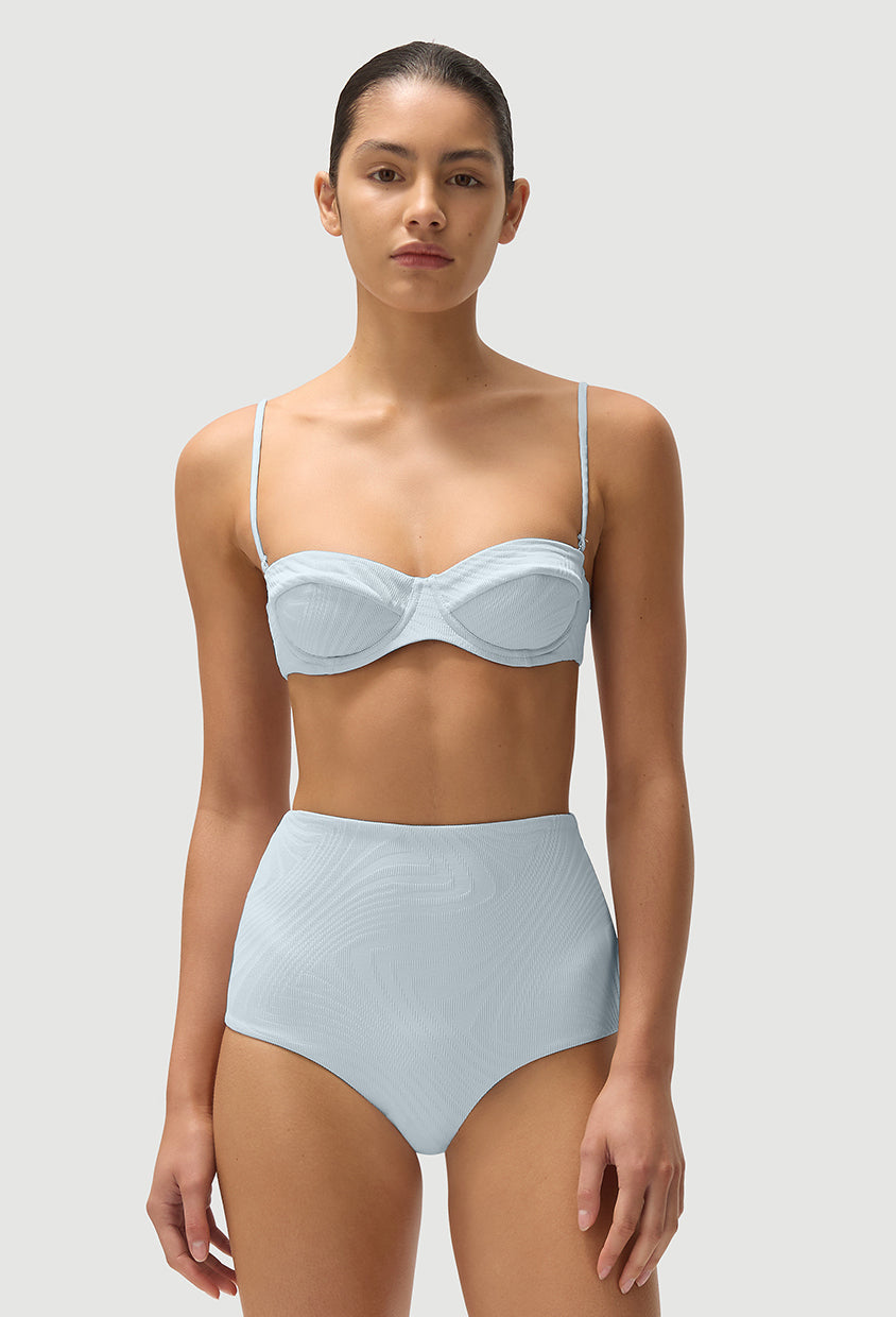 Rodney Top | Sky